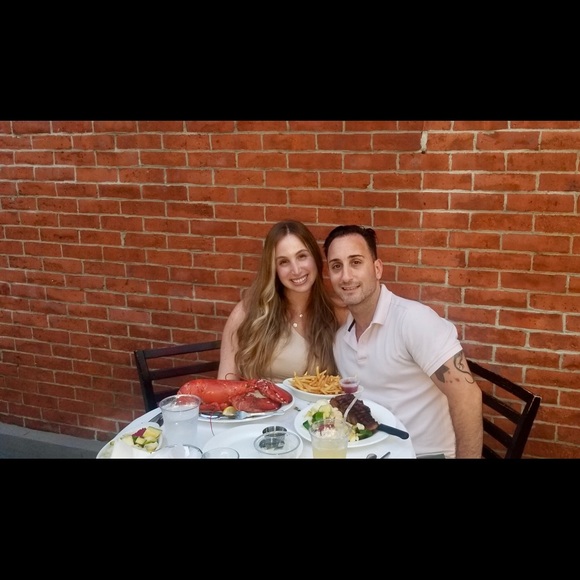 Meet your Posher, Samantha - Picture 2 of 2